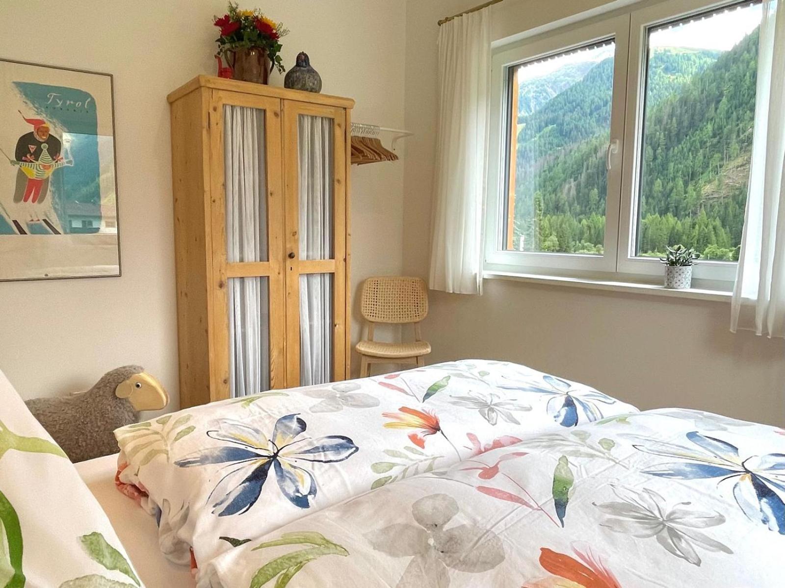 Tyrol Purelife Lodges Sankt Jakob in Defereggen Rum bild